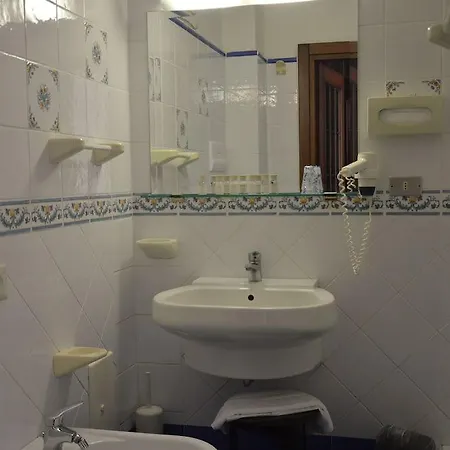 Hotel E Del Mare - Adult Only 4*
