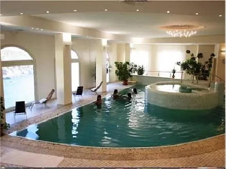 E Del Mare - Adult Only